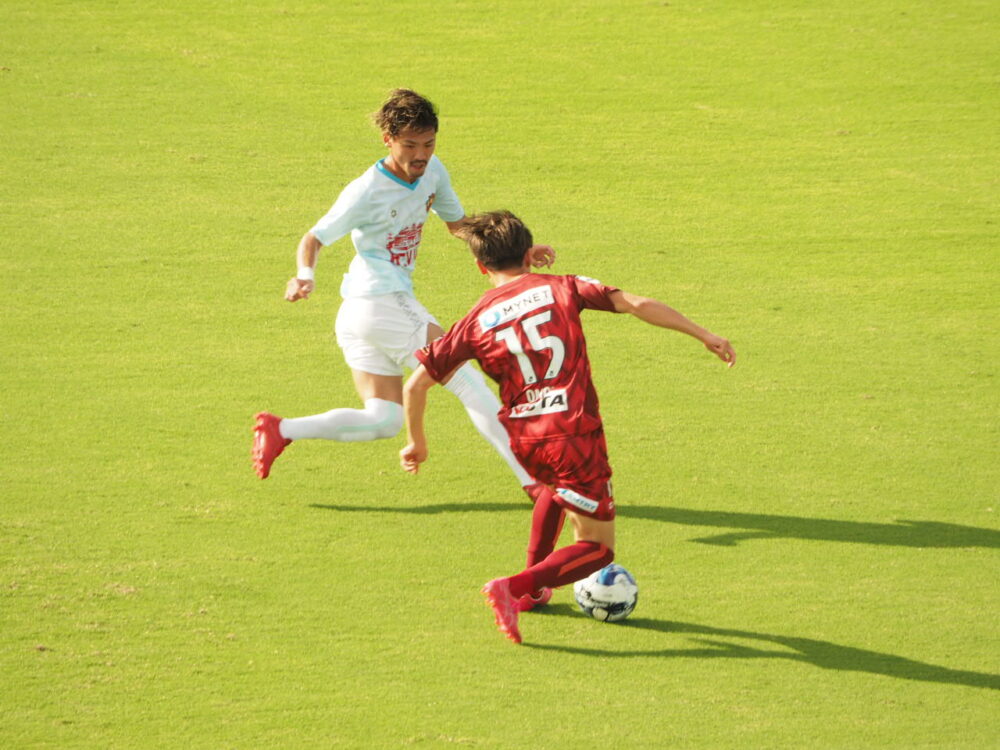 FC琉球　大本祐槻
浦和レッズ　知念哲矢