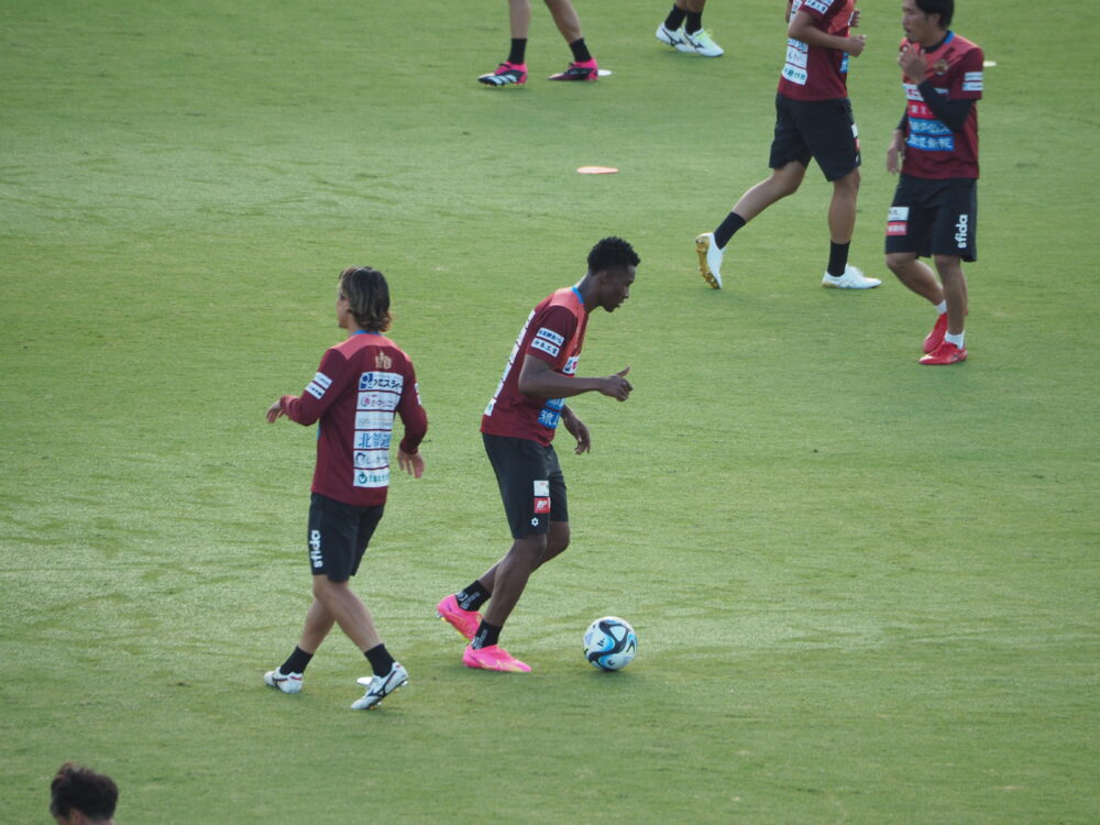 FC琉球 vs 松本山雅FC　サダム スレイ